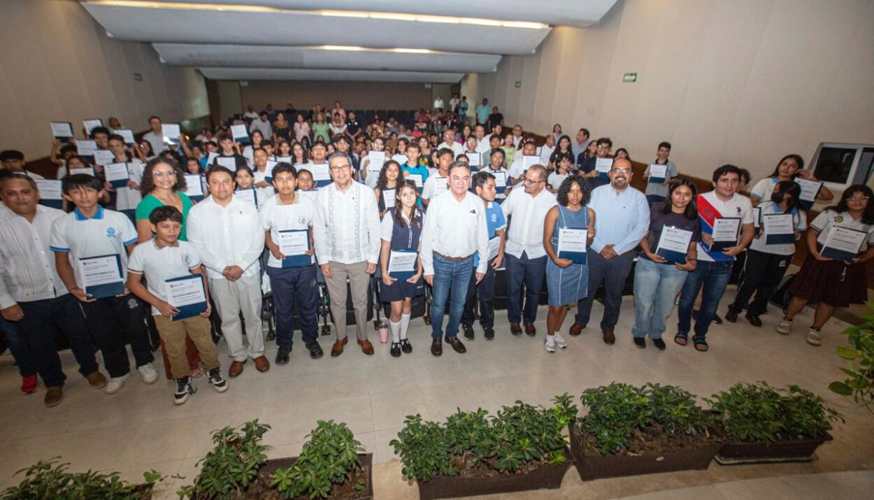 Reconocen a 78 estudiantes ganadores de la Olimpiada Mexicana de Informática