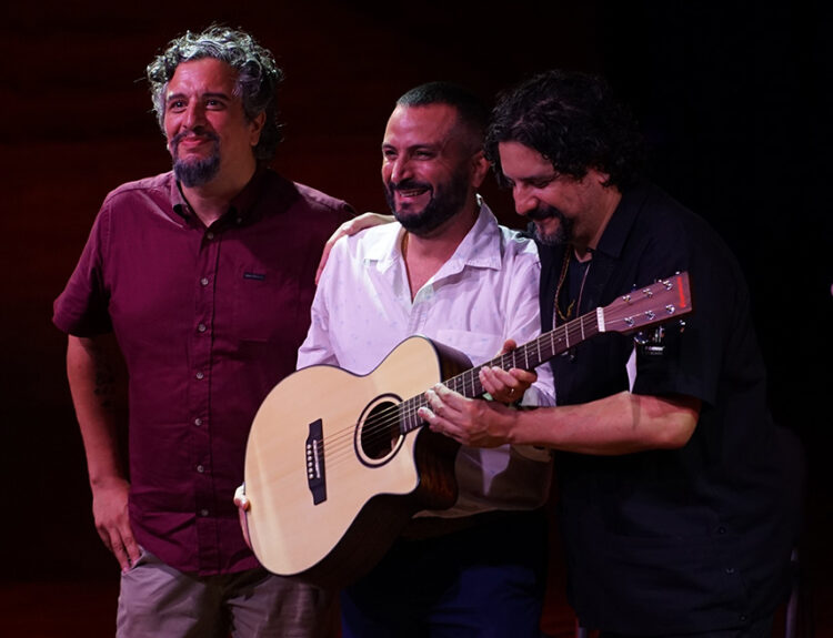 La Guitarra “Curandera” se une al acervo del Museo Interactivo del Palacio de la Música