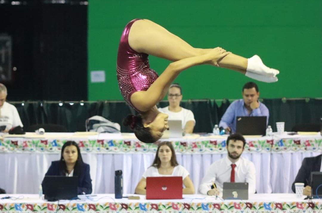 DAVID CARBALLO SE LLEVA DOS OROS EN EL NACIONAL DE TRAMPOLÍN