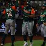 A BASE DE BAMBINAZOS, LUIS JUÁREZ COMANDA EL TRIUNFO DE LEONES EN CANCÚN