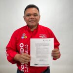 Rolando Zapata Bello firma el Pacto por la Primera Infancia