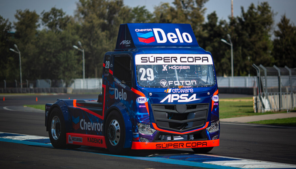 Querétaro, siguiente destino para “Harry” Dueñas y el Chevron Delo Racing Team en los Tractocamiones