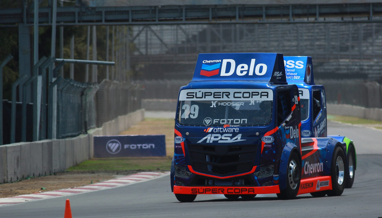 Llegó el podio de los Tractocamiones, para “Harry” Dueñas y el Chevron Delo Racing Team en el Hermanos Rodríguez