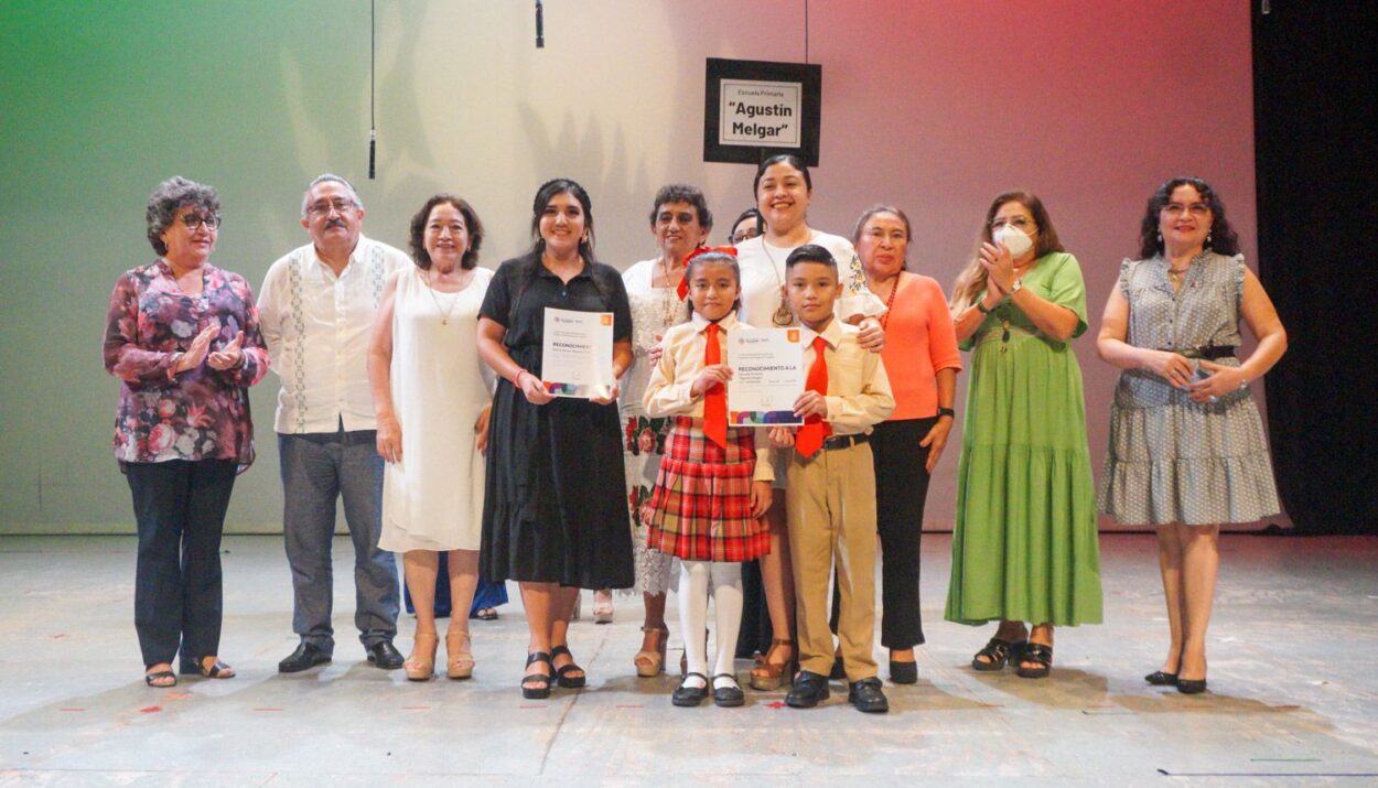 Fortalecen en estudiantes de Primaria el respeto a los Símbolos Patrios.