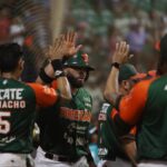 BRILLA NEGRÍN EN LA LOMA Y LOS LEONES EMPATAN LA SERIE ANTE SALTILLO