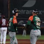 LOS LEONES ANOTARON 14 CARRERAS EN LAS PRIMERAS TRES ENTRADAS PARA ASEGURAR LA SERIE