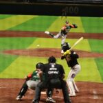 EN DRAMA DE 11 ENTRADAS, DORADOS EMPAREJA LA SERIE