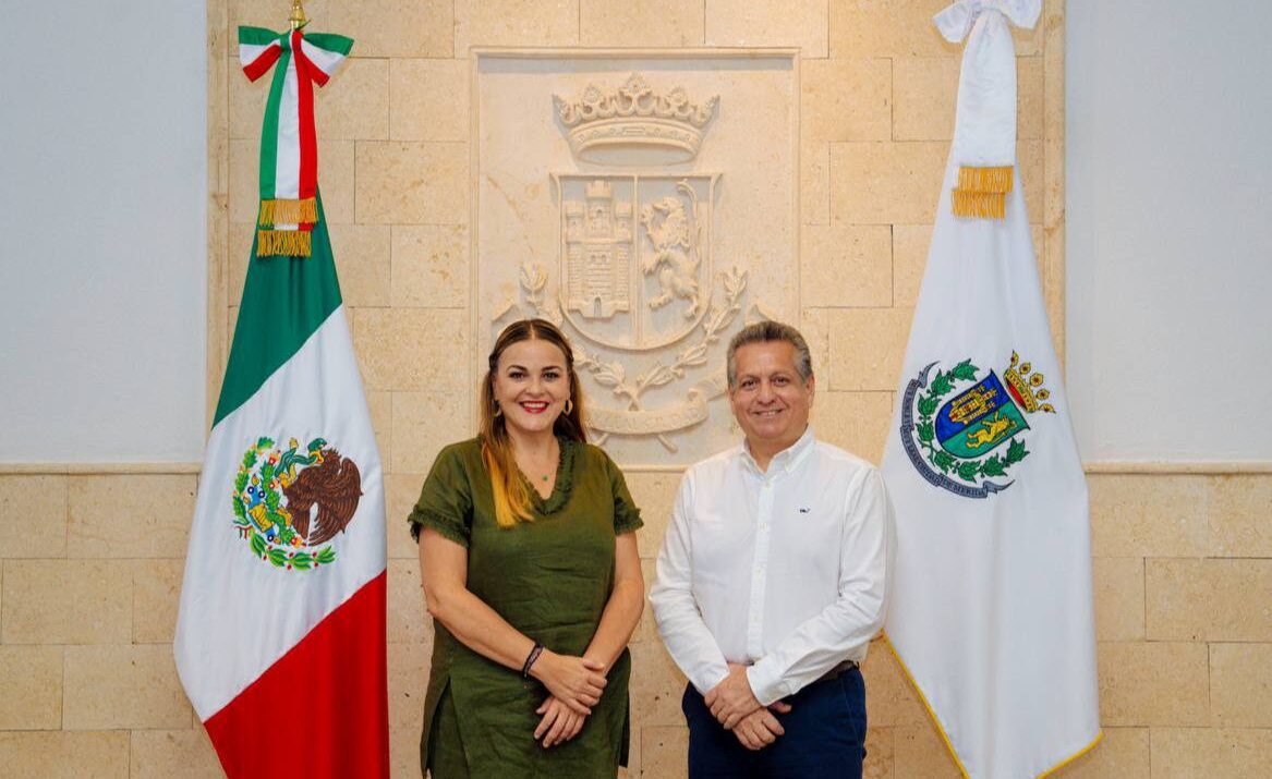 Mérida seguirá en buenas manos, afirman Alejandro Ruz y Cecilia Patrón, presidente municipal y alcaldesa electa en el primer encuentro rumbo a la transición