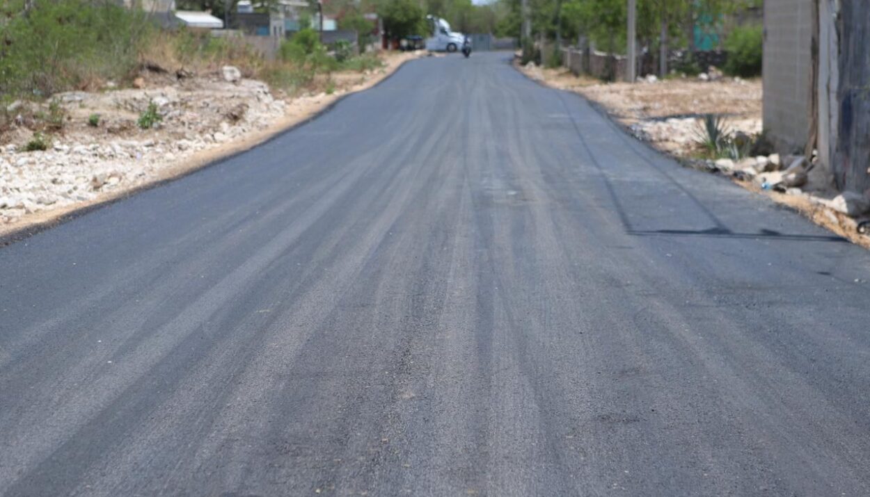 Avanza la rehabilitación de calles en Umán