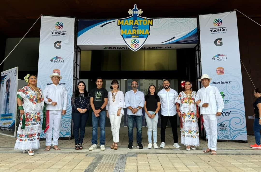 REALIZAN LA EXPO MARATÓN DE LA MARINA EN EL SIGLO XXI