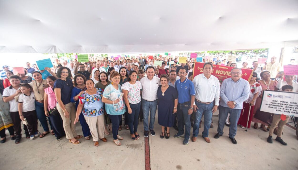 Continúa la entrega de equipamiento para escuelas de Educación Básica.