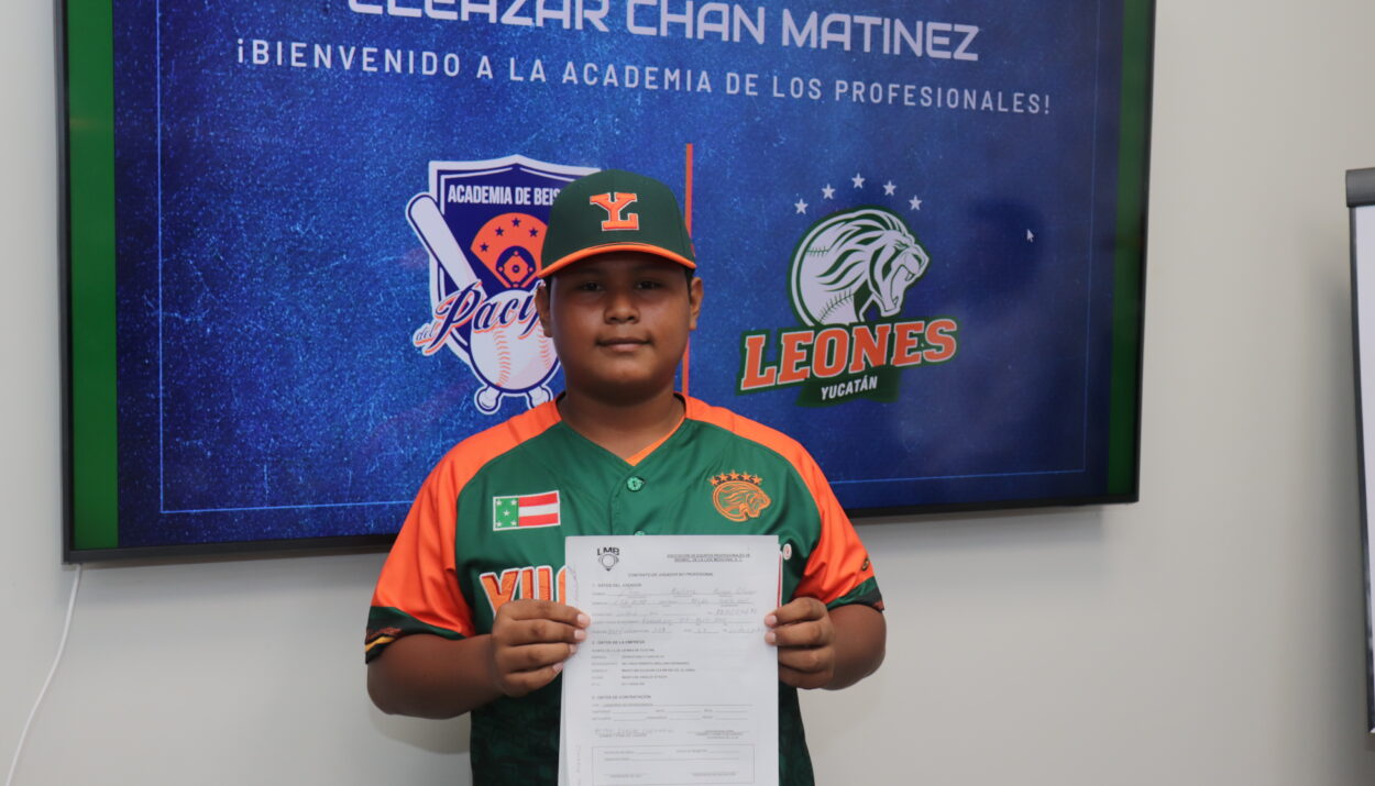 YUCATECO ORIUNDO DE TEKIT, FIRMA CON LOS LEONES