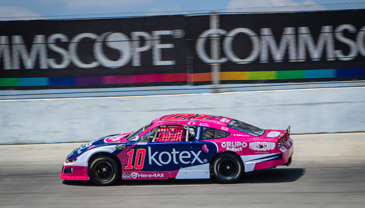 Regina Sirvent, a mantener el paso en 6ta fecha de NASCAR México Series