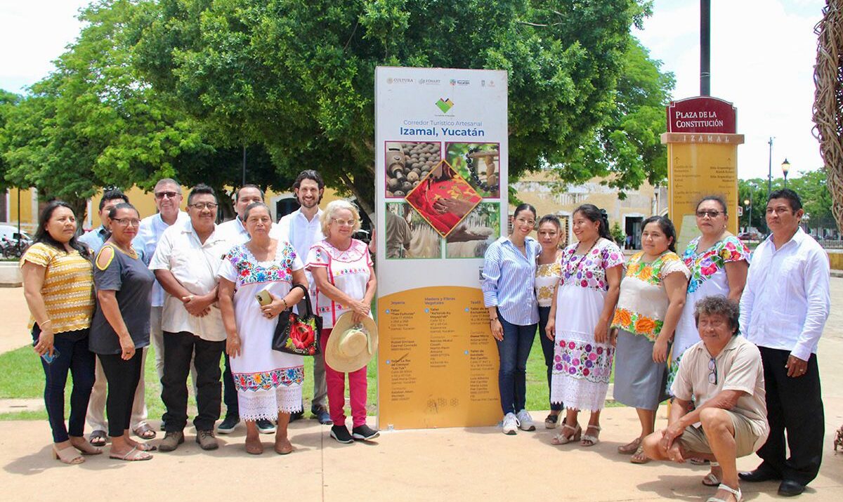 Gobierno del Estado impulsa a personas artesanas con la inauguración de corredores artesanales en Izamal y Tekax