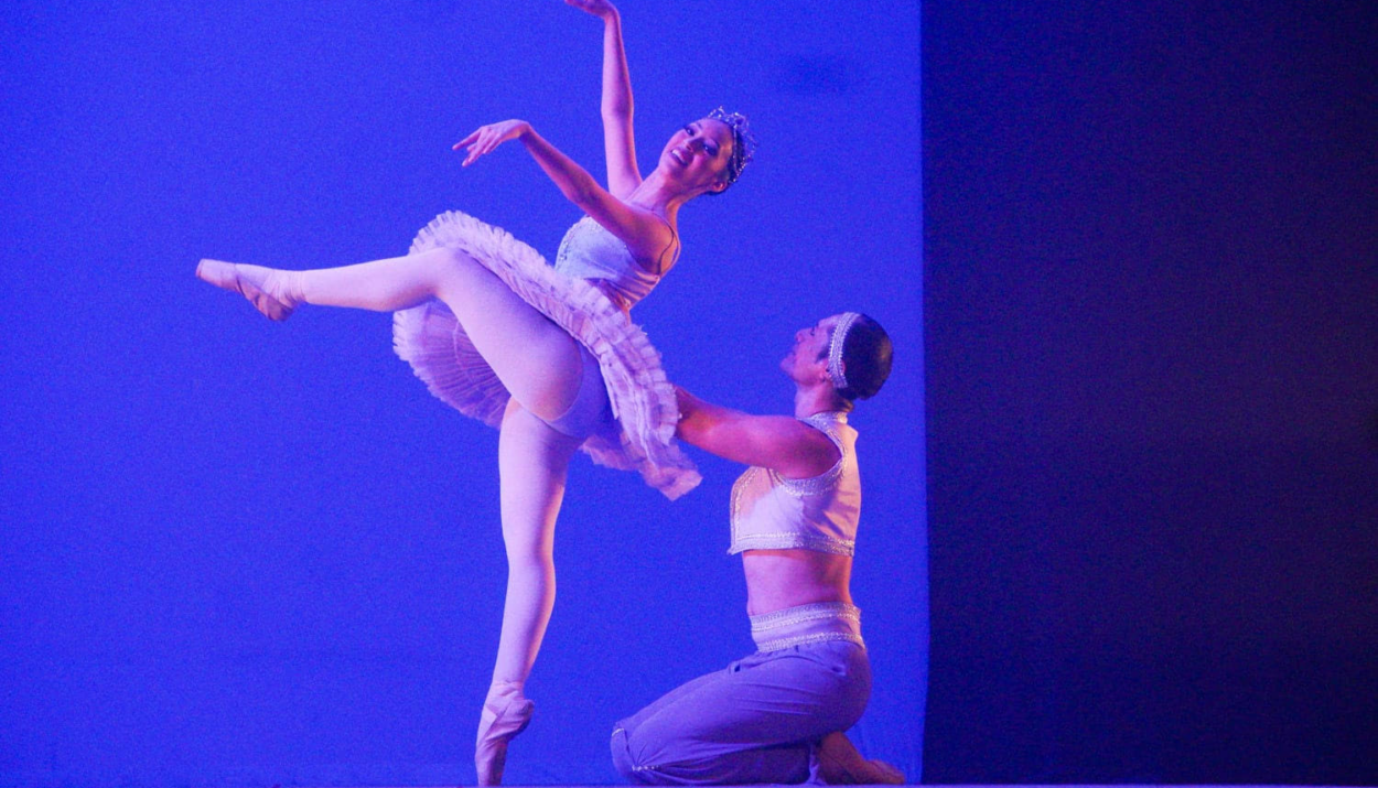 Muestran su destreza y pasión por la danza.