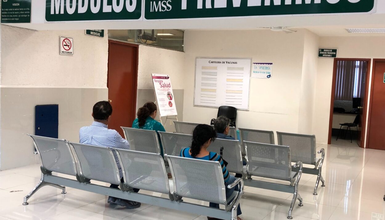 Orienta IMSS Yucatán sobre cómo identificar síntomas de rinitis alérgica en adolescentes