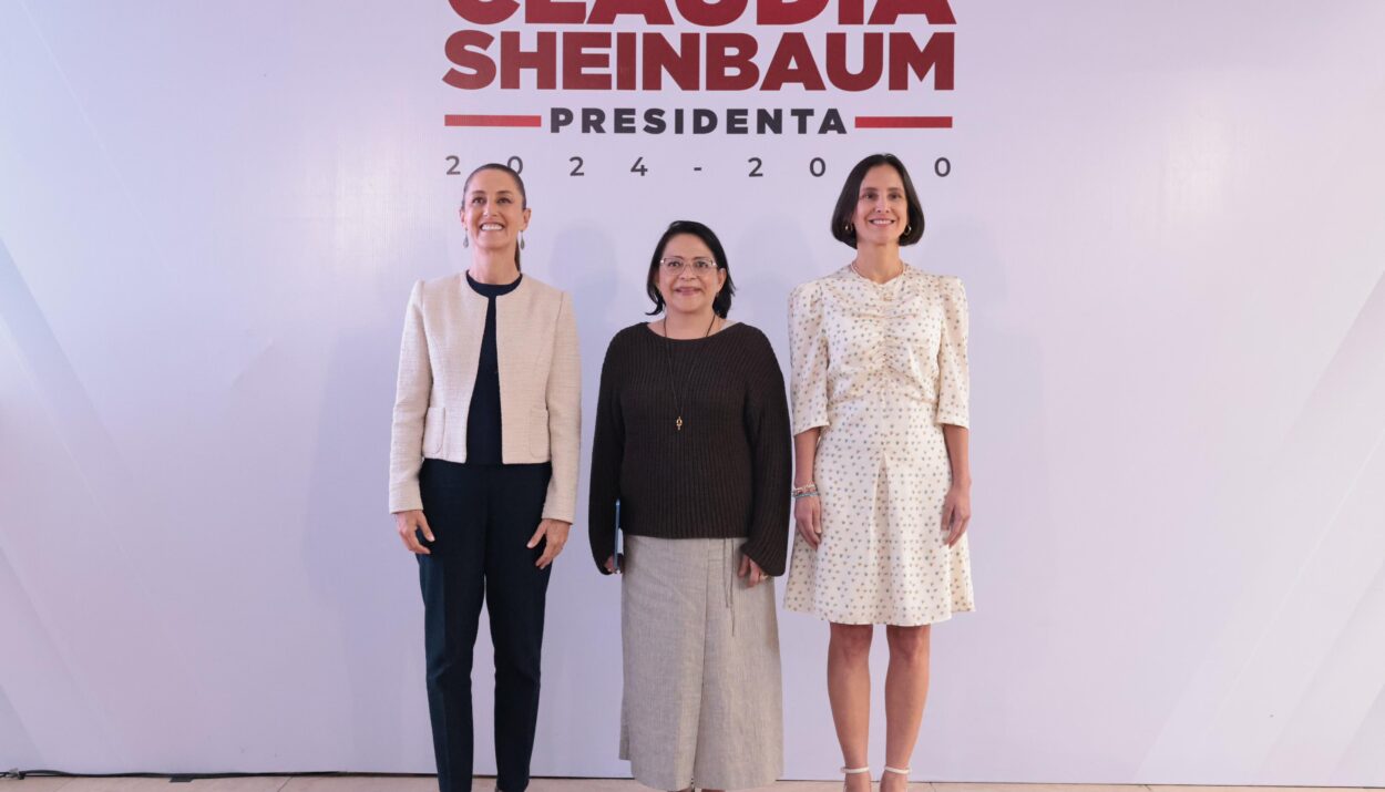 CLAUDIA SHEINBAUM PRESENTA A EMILIA ESTHER CALLEJA ALOR COMO LA PRIMERA MUJER DIRECTORA DE LA CFE