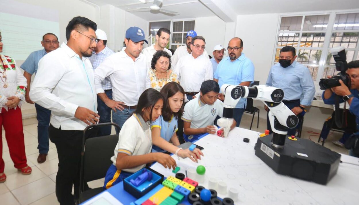 Educación de vanguardia con Clases de Robótica en escuelas públicas