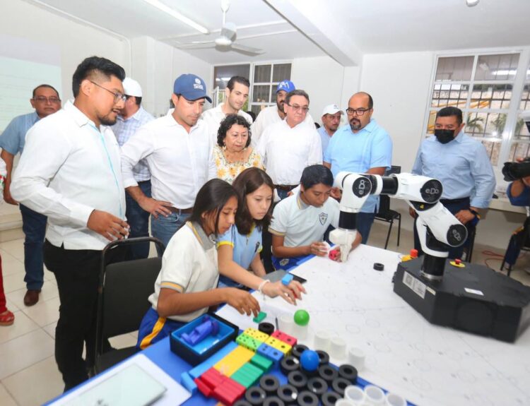 Educación de vanguardia con Clases de Robótica en escuelas públicas