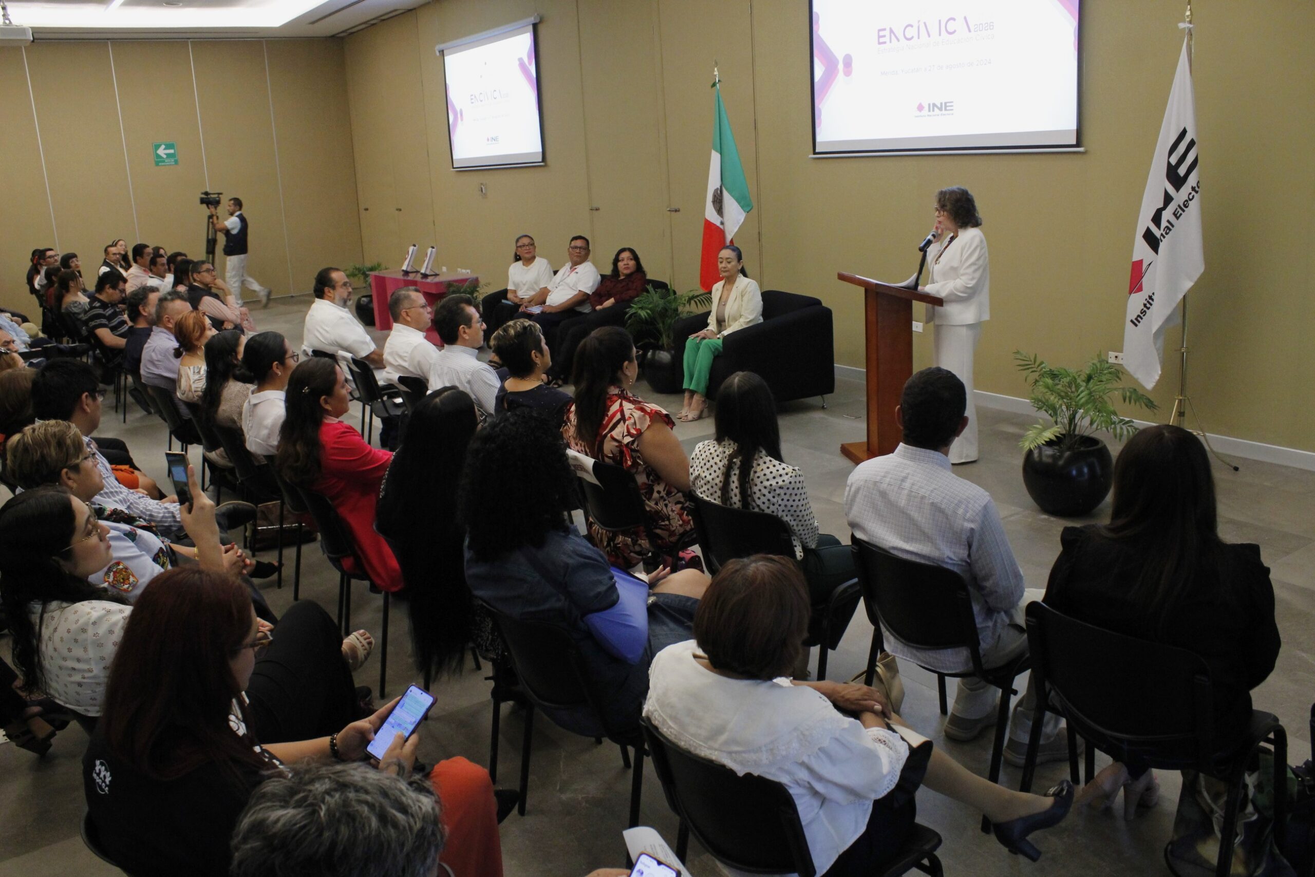 PRESENTA INE EN YUCATÁN LA ESTRATEGIA NACIONAL DE EDUCACIÓN CÍVICA 2024-2025