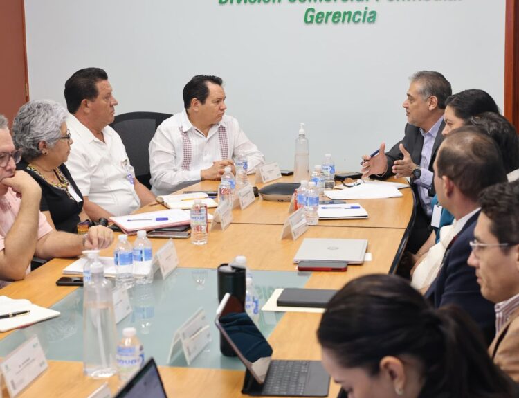 Respaldo a agricultores y productores para trámites de subsidios y adeudos ante CFE