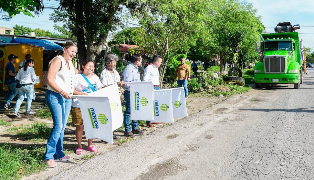 Con la repavimentación de más calles en el sur de Mérida construimos la justicia social: Cecilia Patrón.